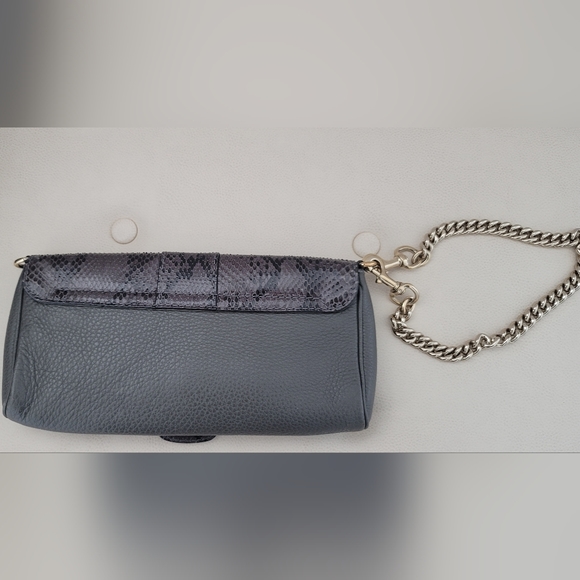 GUCCI GRAY PYTHON GREENWICH CLUTCH WITH SHOULDER STRAP - Picture 10 of 15